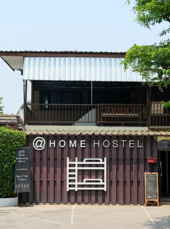 @Home Hostel Wua Lai Chiang Mai Exteriör bild